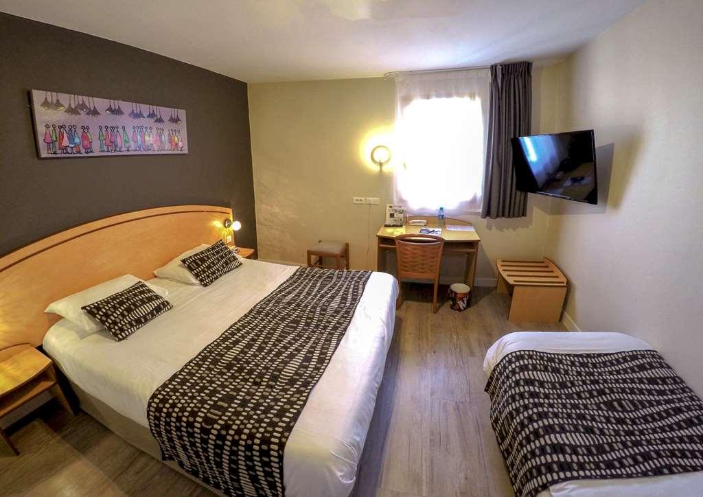 Brit Hotel Quimper Nord Ergue-Gaberic Quarto foto